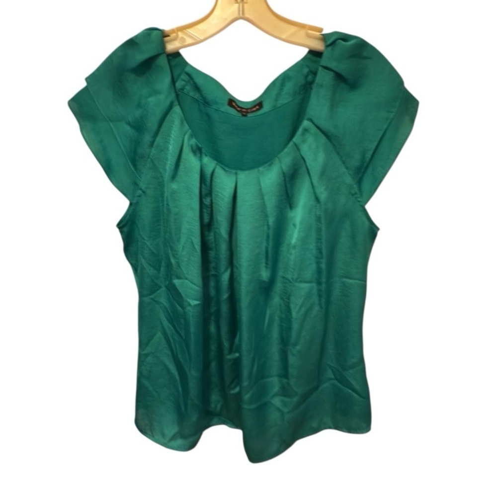 Violet & Claire Green Top
